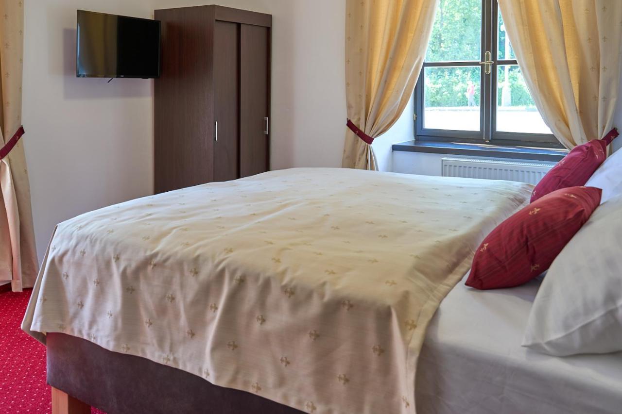 Vila Lovcu Kralovych เชสกี้ครุมลอฟ ภายนอก รูปภาพ